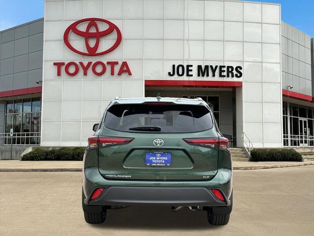 new 2025 Toyota Highlander car, priced at $46,962