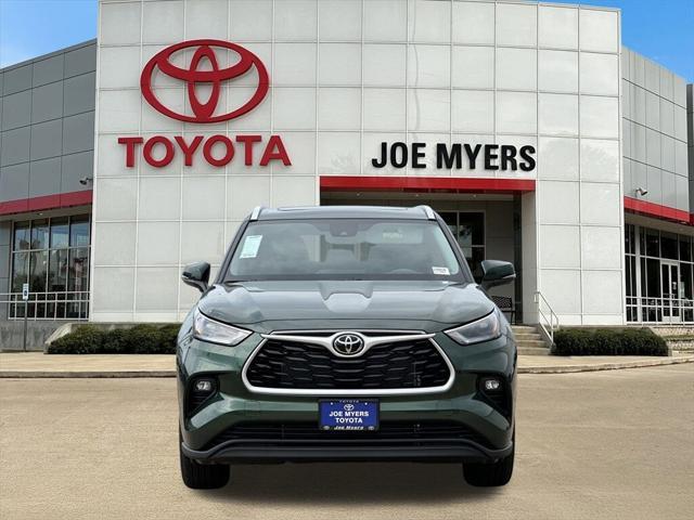 new 2025 Toyota Highlander car, priced at $46,962