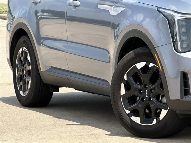 used 2024 Kia Sorento car, priced at $29,691
