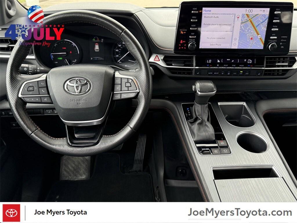 used 2023 Toyota Sienna car, priced at $45,891