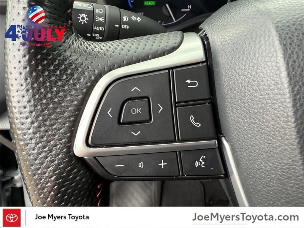 used 2023 Toyota Sienna car, priced at $45,891