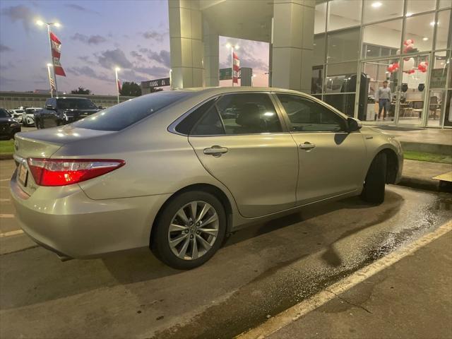 used 2017 Toyota Camry Hybrid car, priced at $16,999