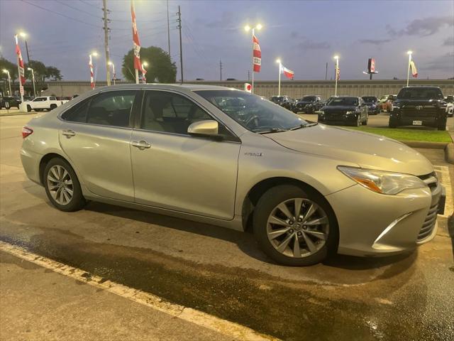 used 2017 Toyota Camry Hybrid car, priced at $16,999