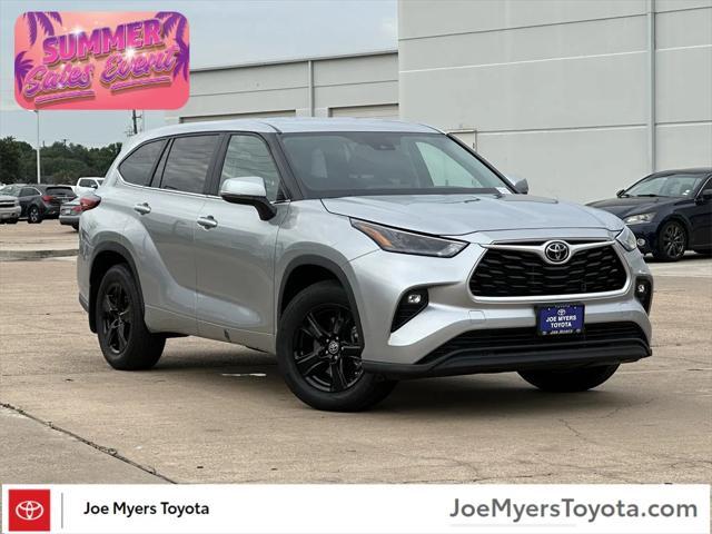used 2023 Toyota Highlander car, priced at $32,955