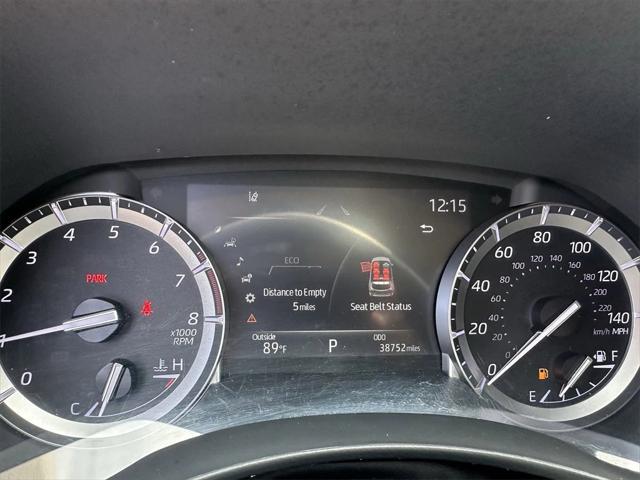 used 2022 Toyota Highlander car, priced at $35,691