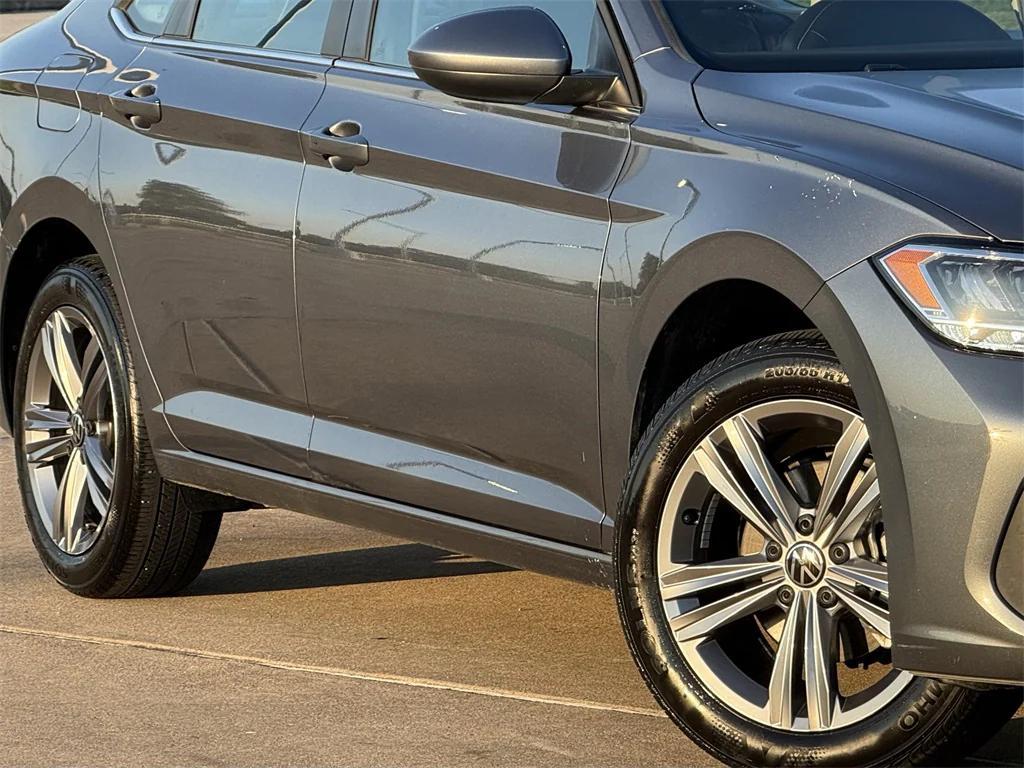 used 2024 Volkswagen Jetta car, priced at $20,291