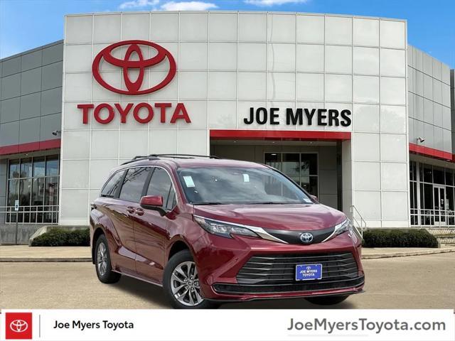 new 2025 Toyota Sienna car, priced at $45,723