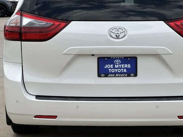 used 2020 Toyota Sienna car, priced at $30,998