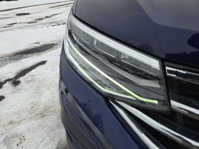 used 2023 Volkswagen Tiguan car, priced at $25,900