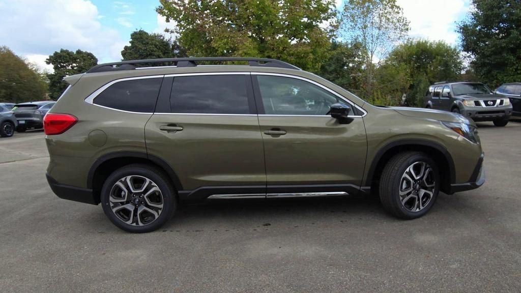 new 2025 Subaru Ascent car, priced at $50,329