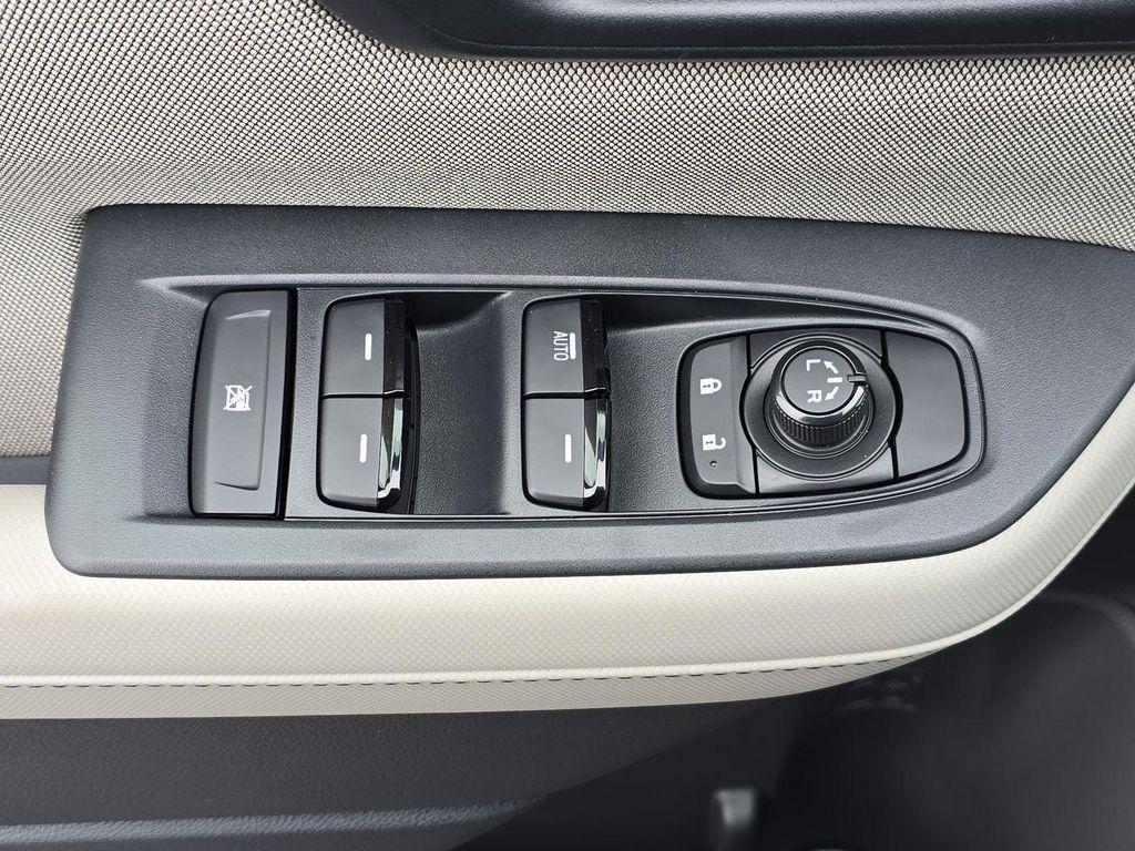 new 2025 Subaru Forester car, priced at $32,086