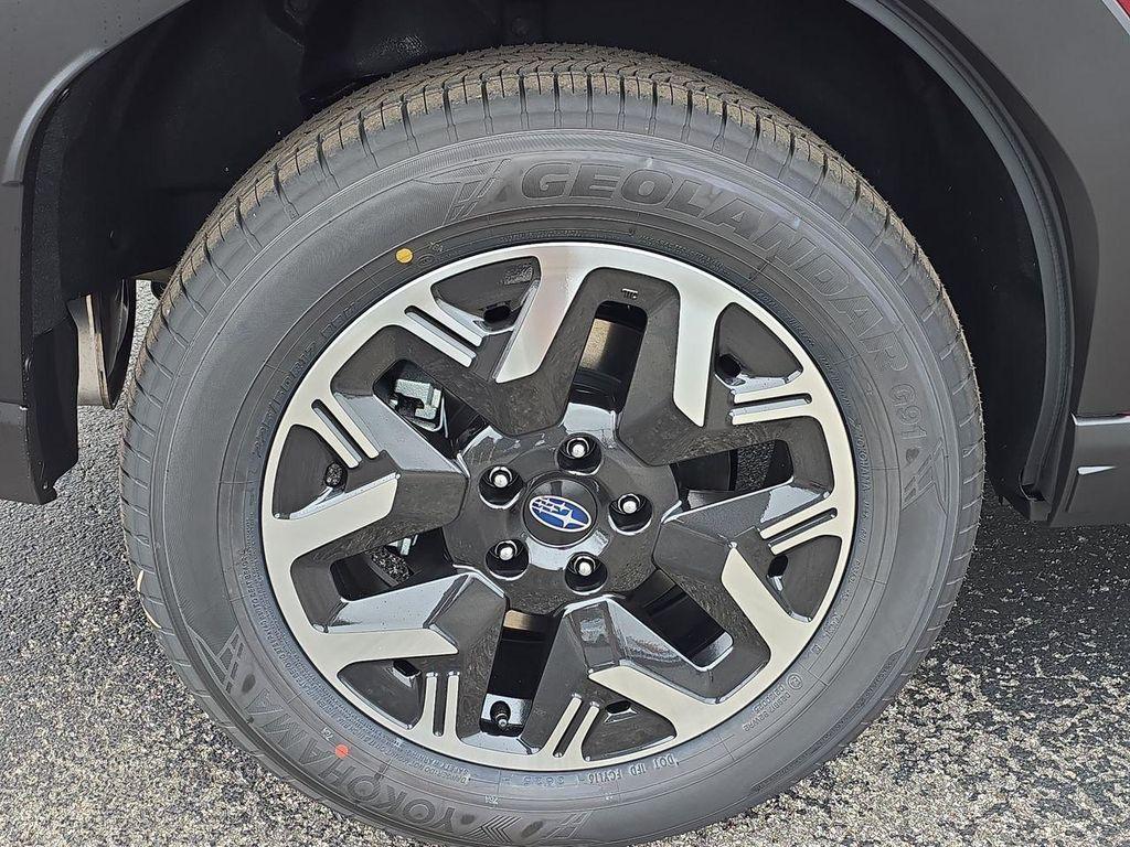 new 2025 Subaru Forester car, priced at $32,086