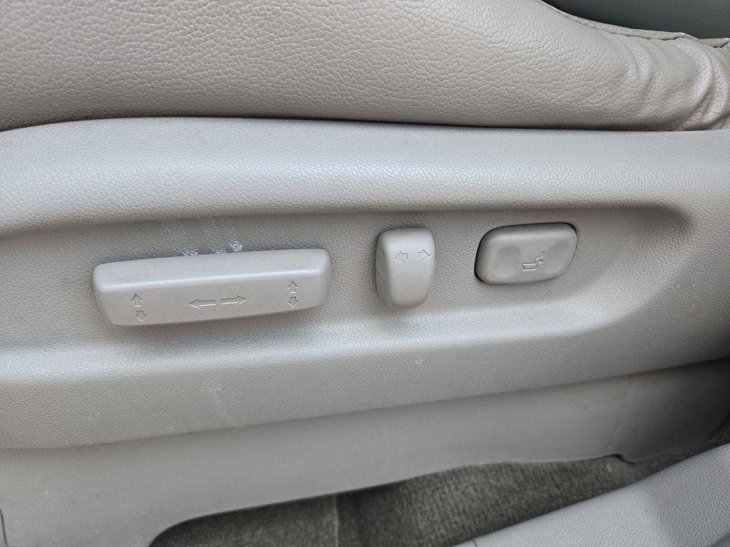 used 2014 Honda Odyssey car, priced at $9,995