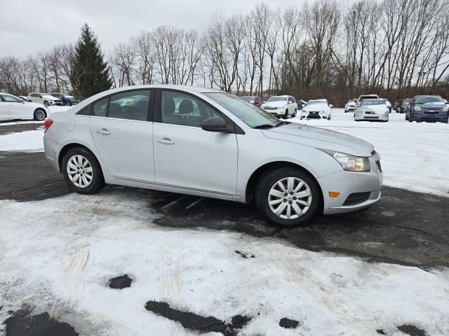 used 2011 Chevrolet Cruze car, priced at $3,999