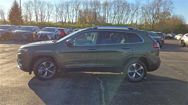 used 2019 Jeep Cherokee car, priced at $16,999