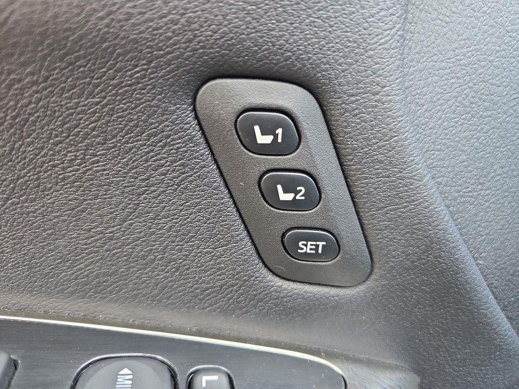 used 2016 Toyota Avalon car, priced at $13,295