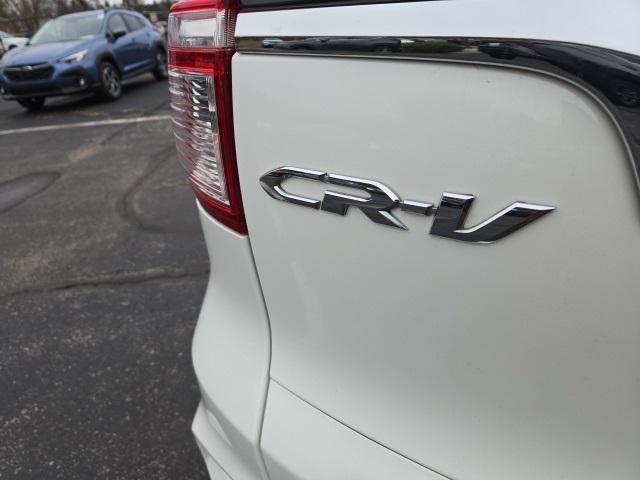 used 2015 Honda CR-V car, priced at $14,000