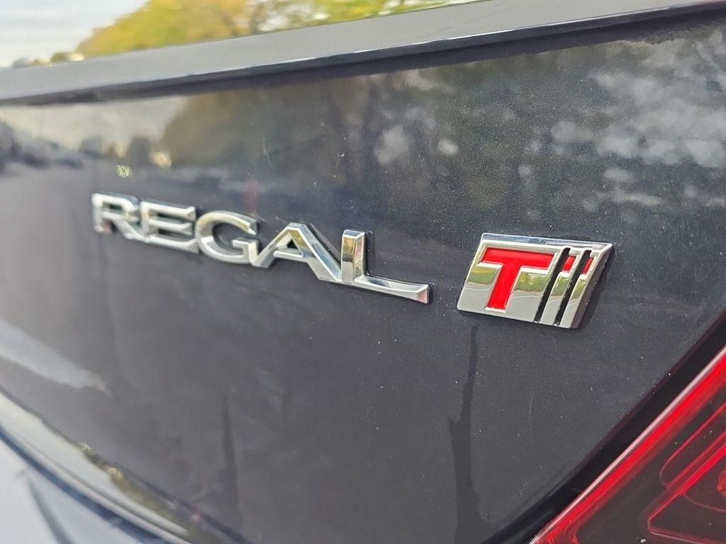 used 2014 Buick Regal car, priced at $8,990