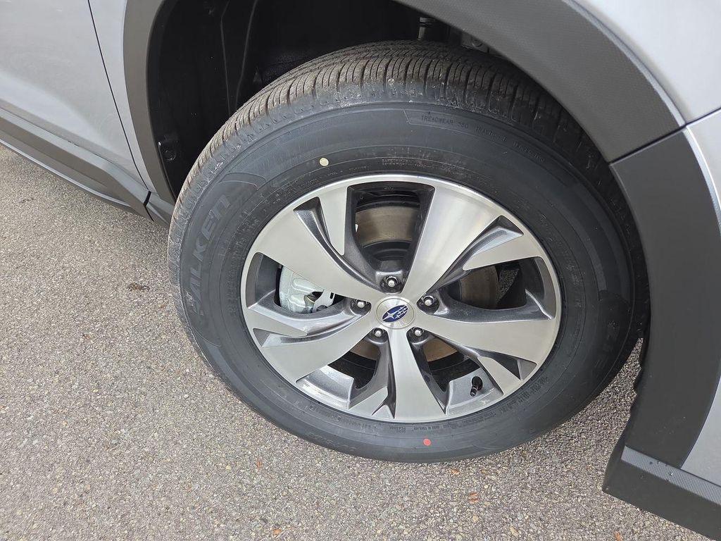 new 2025 Subaru Ascent car, priced at $42,100