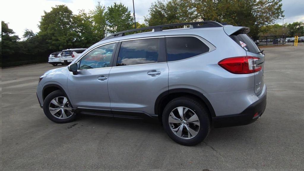 new 2025 Subaru Ascent car, priced at $42,100