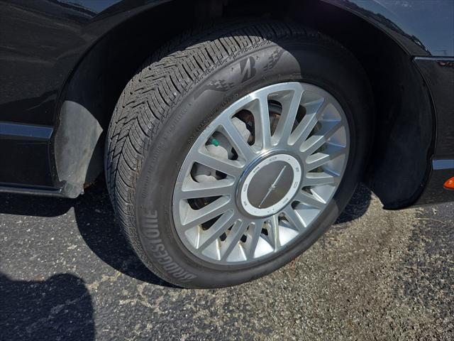 used 2005 Ford Thunderbird car, priced at $11,500