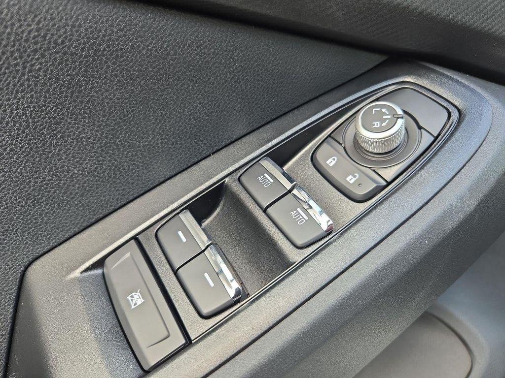 new 2025 Subaru Crosstrek car, priced at $35,063