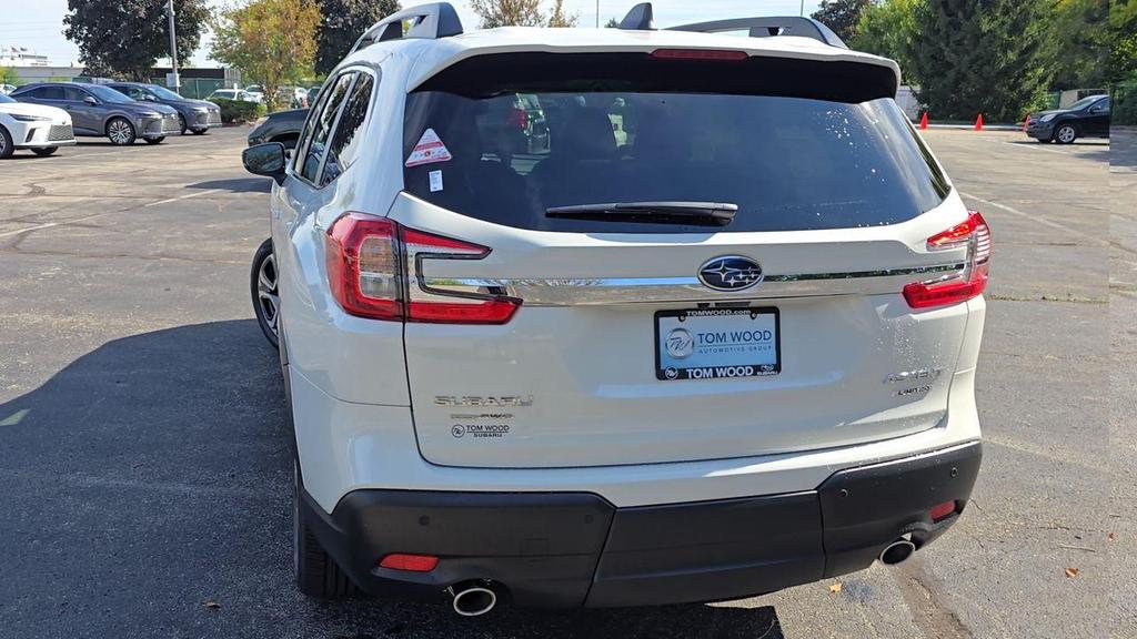new 2025 Subaru Ascent car, priced at $50,329