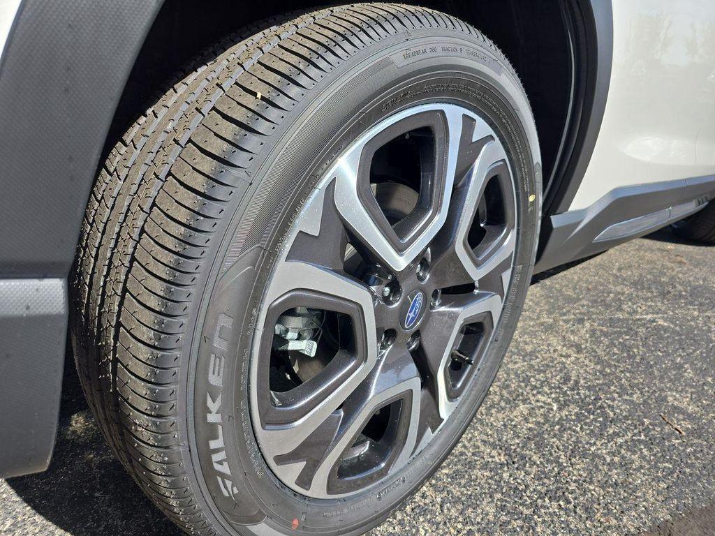 new 2025 Subaru Ascent car, priced at $50,329