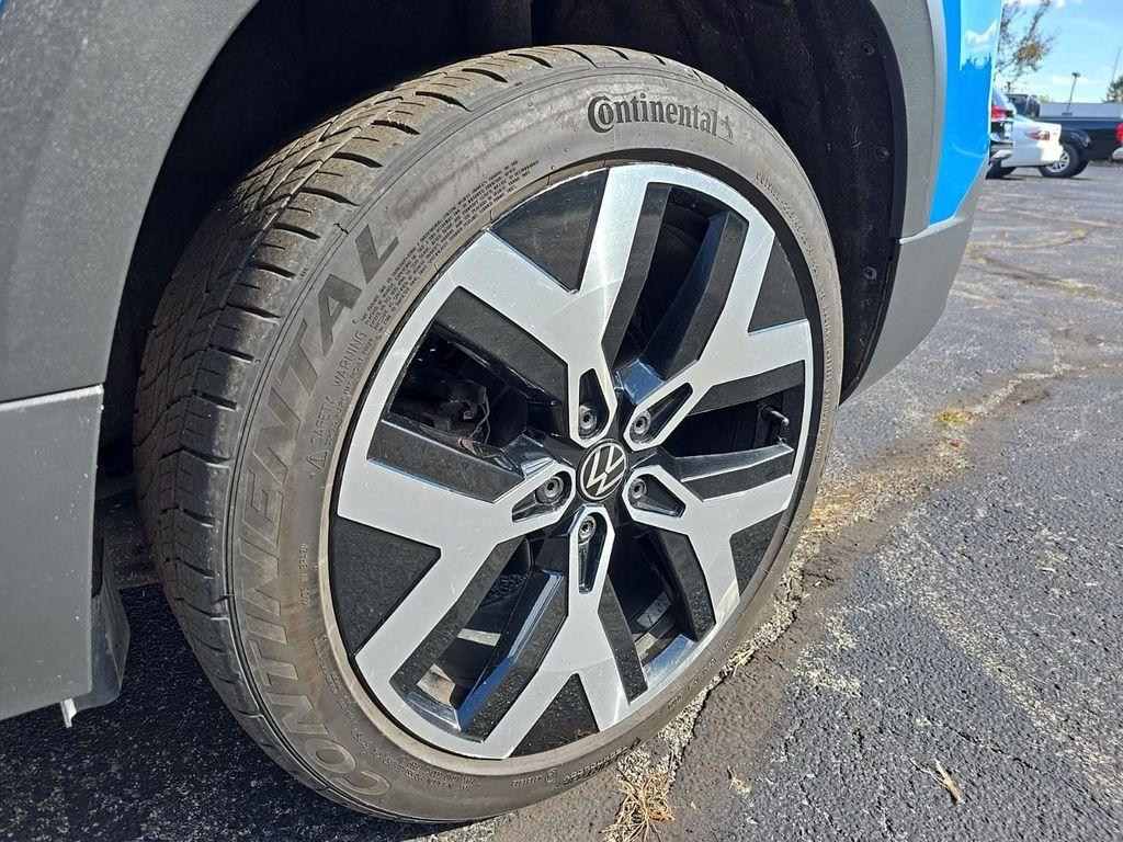 used 2022 Volkswagen Taos car, priced at $21,900