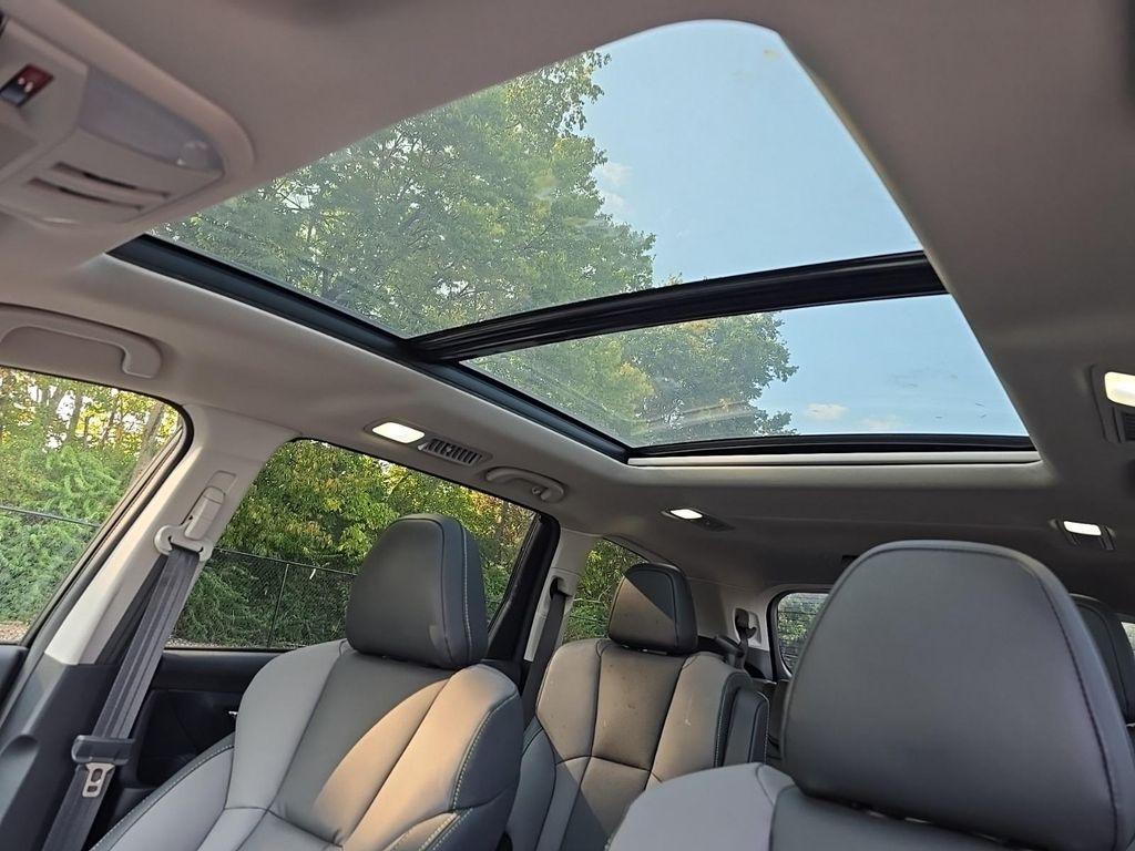 used 2024 Subaru Ascent car, priced at $39,999