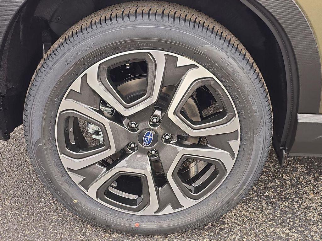 new 2025 Subaru Ascent car, priced at $50,504