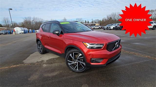 used 2019 Volvo XC40 car, priced at $22,895