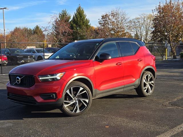 used 2019 Volvo XC40 car, priced at $24,500