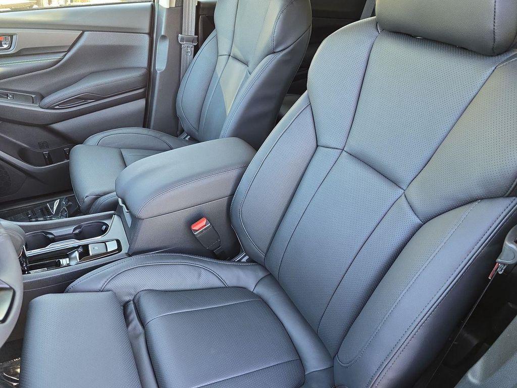 new 2025 Subaru Ascent car, priced at $54,908