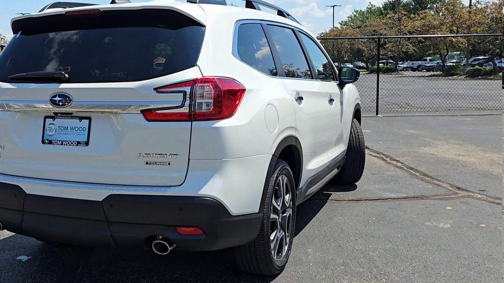 new 2025 Subaru Ascent car, priced at $54,023