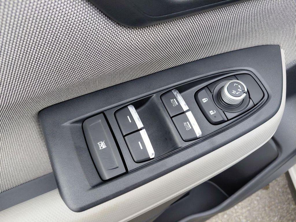 new 2025 Subaru Forester car, priced at $35,678