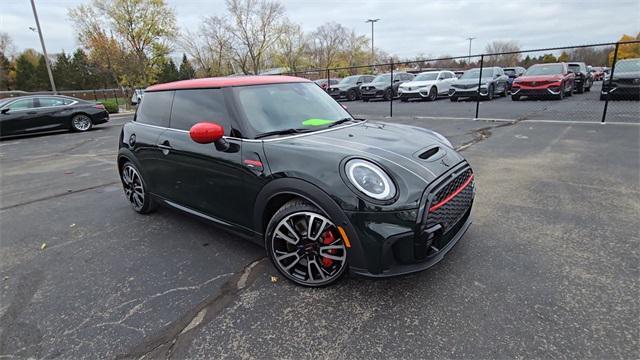 used 2023 MINI Hardtop car, priced at $32,900