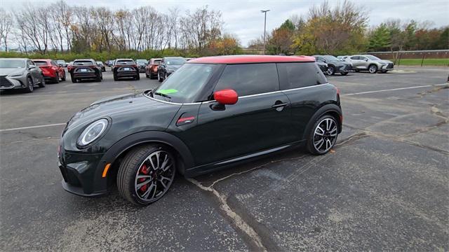 used 2023 MINI Hardtop car, priced at $32,900