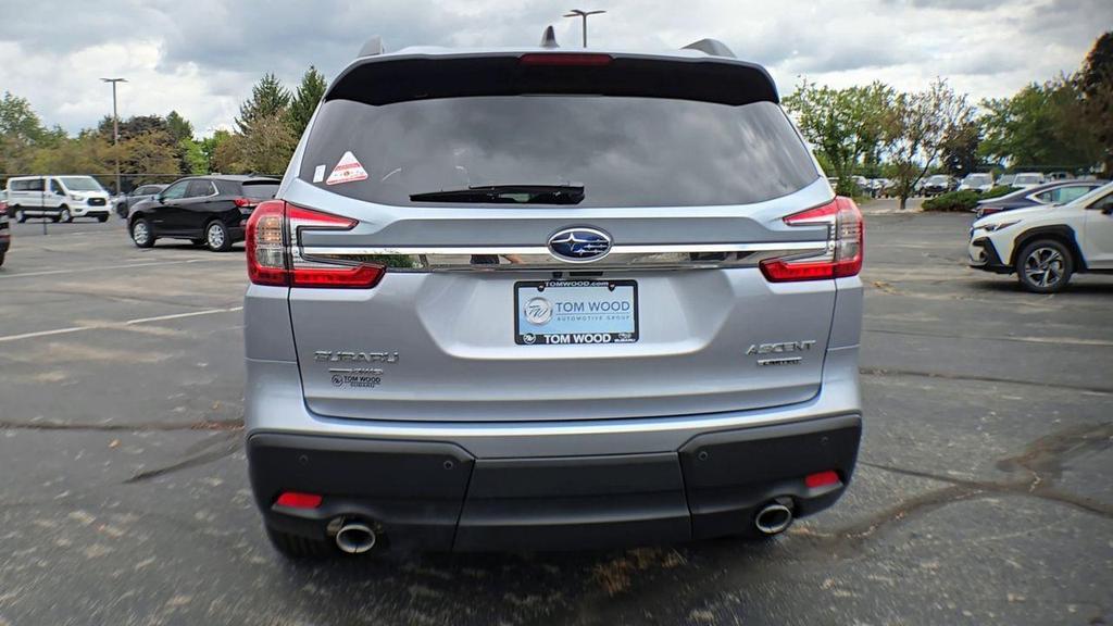 new 2025 Subaru Ascent car, priced at $50,329