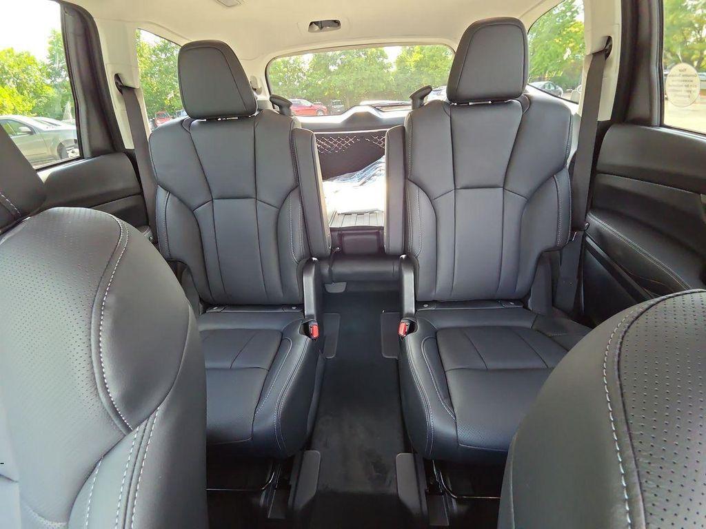 new 2025 Subaru Ascent car, priced at $50,329