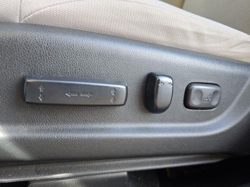 used 2015 Honda CR-V car, priced at $13,395