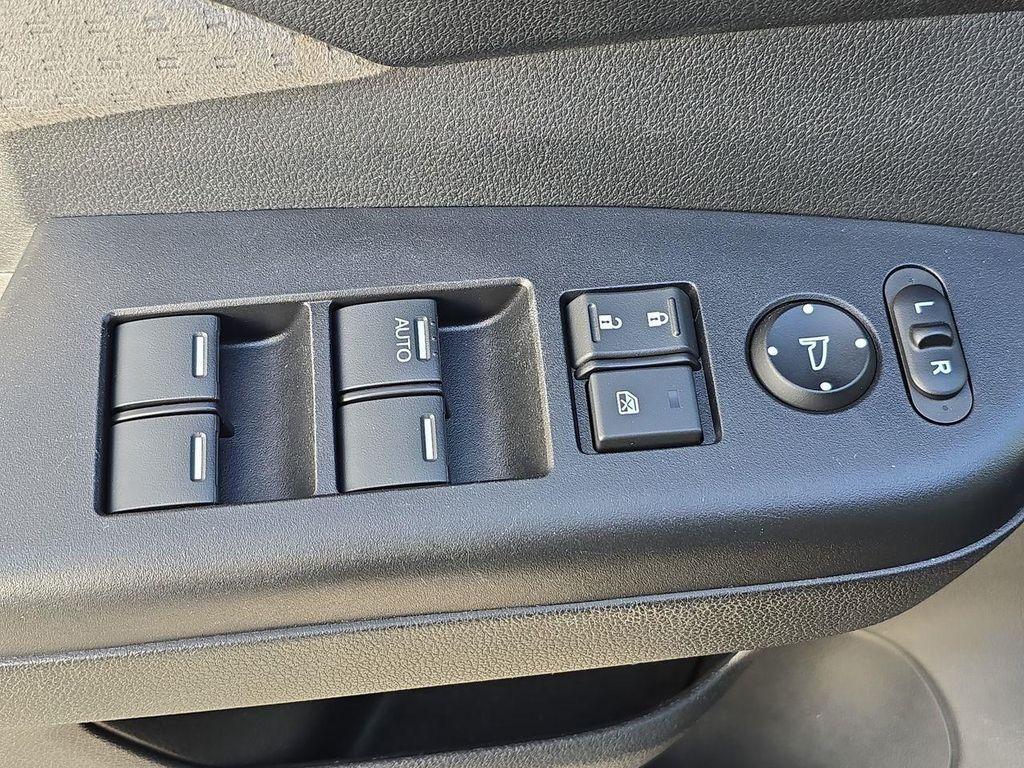 used 2015 Honda CR-V car, priced at $13,395