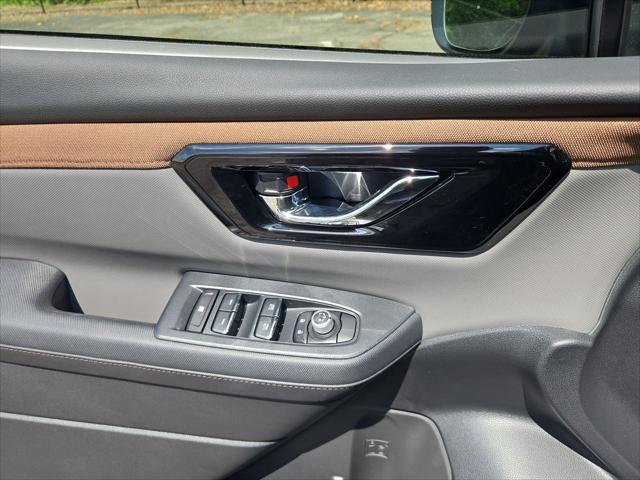 new 2025 Subaru Forester car, priced at $40,276