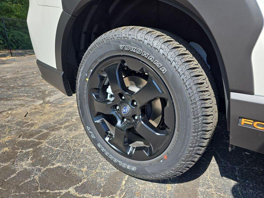 new 2025 Subaru Forester car, priced at $40,688