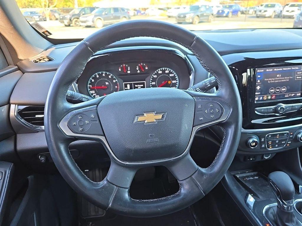 used 2023 Chevrolet Traverse car, priced at $28,795