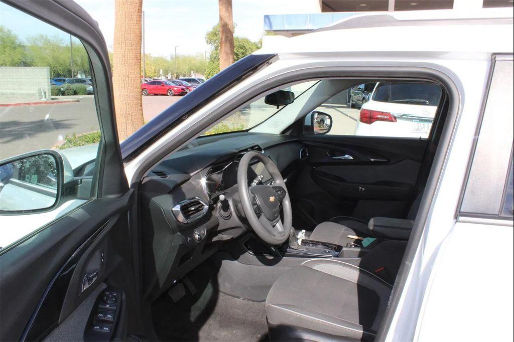 used 2023 Chevrolet TrailBlazer car, priced at $18,988