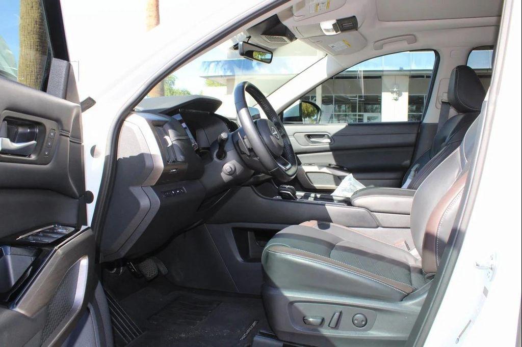used 2023 Nissan Pathfinder car, priced at $34,988