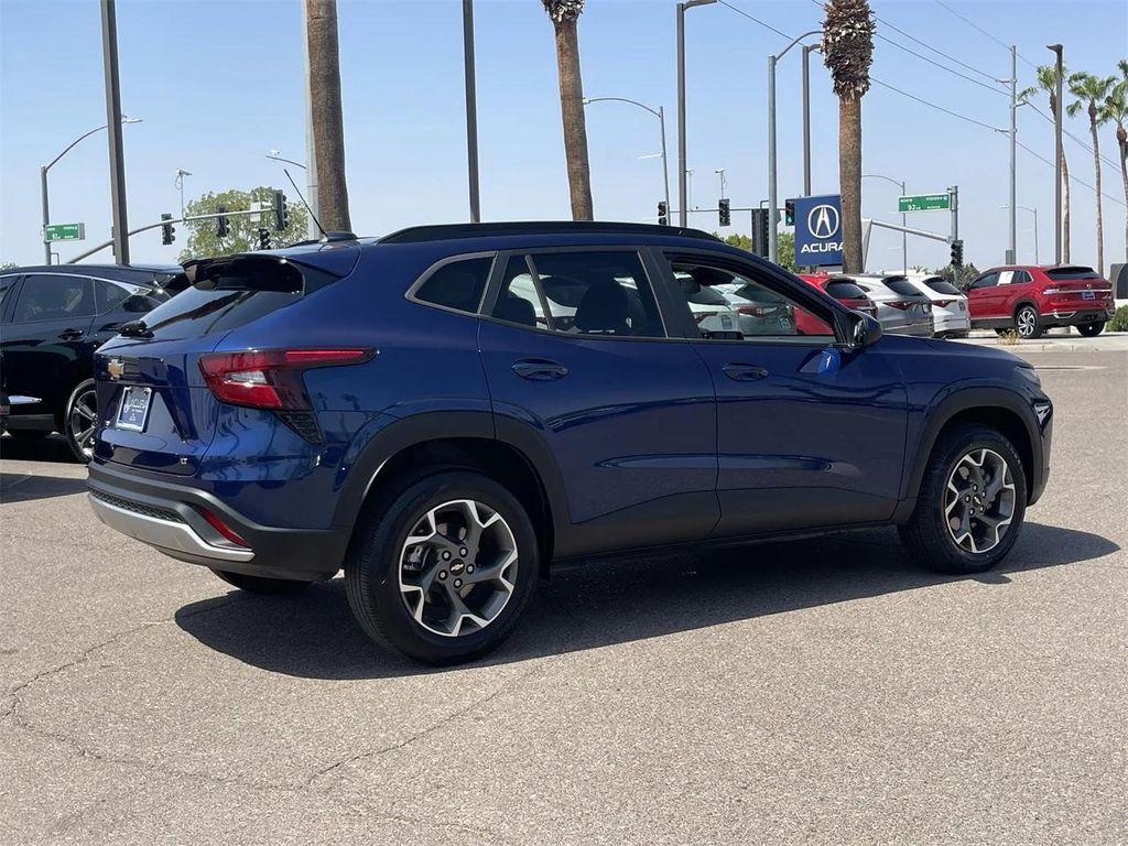 used 2024 Chevrolet Trax car, priced at $18,999