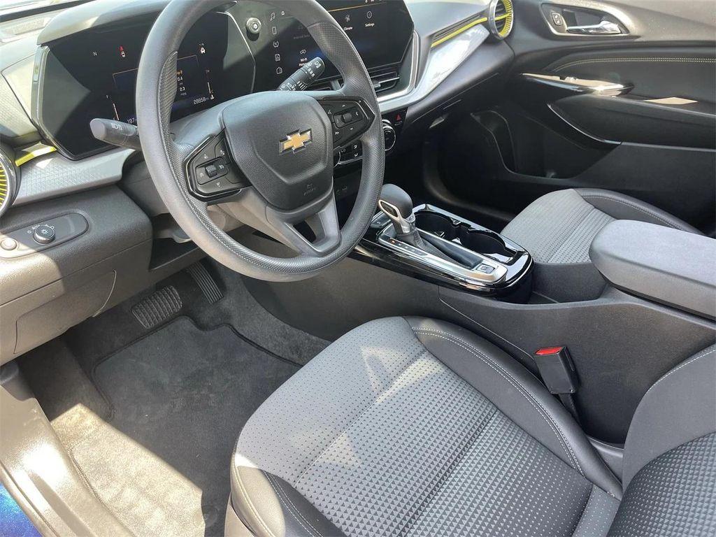 used 2024 Chevrolet Trax car, priced at $18,999