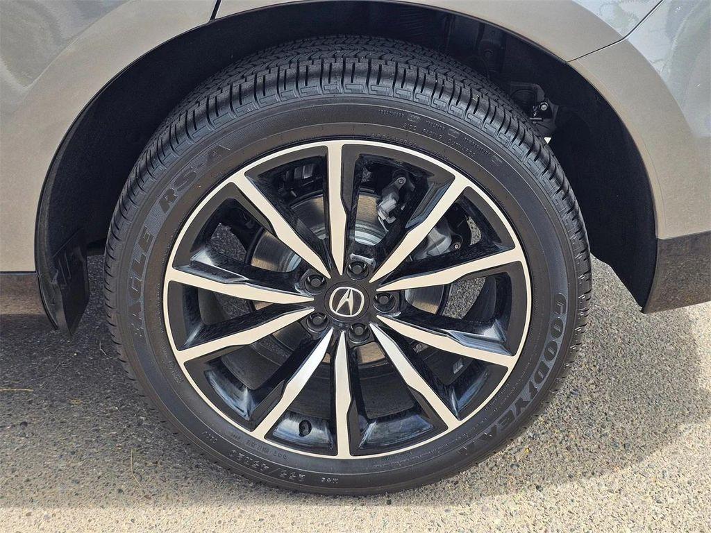new 2025 Acura RDX car, priced at $56,400